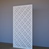 Balts Dekoratīvs sienas panelis FLOWERET ar stilizētu ziedu rakstu – 600x1200 mm