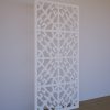 Balts Dekoratīvs sienas panelis LRZ02 ar ritmisku frēzētu rakstu – 600x1200 mm sānskats